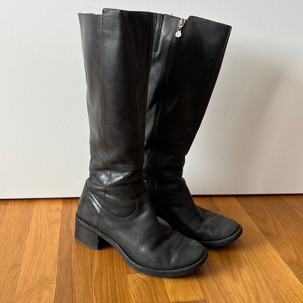 Black Rockport knee high boots in supple black leather- super comfortable!